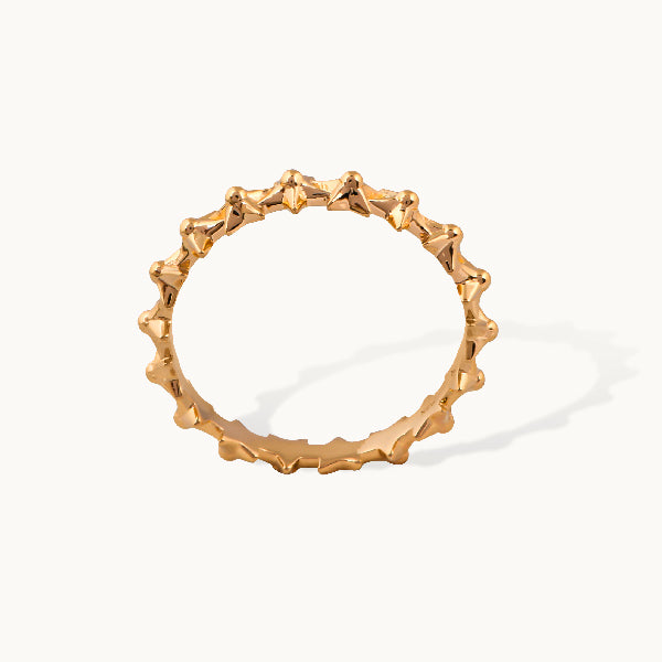 Ildfald – ring med granat