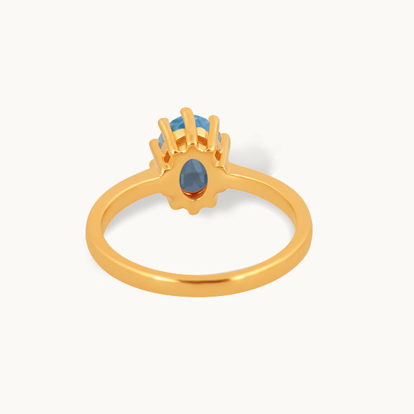 Isvåge – ring med blå topas