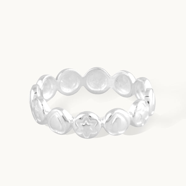 Skyform – ring i rhodineret sølv
