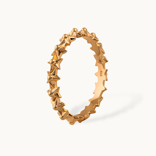 Ildfald – ring med granat